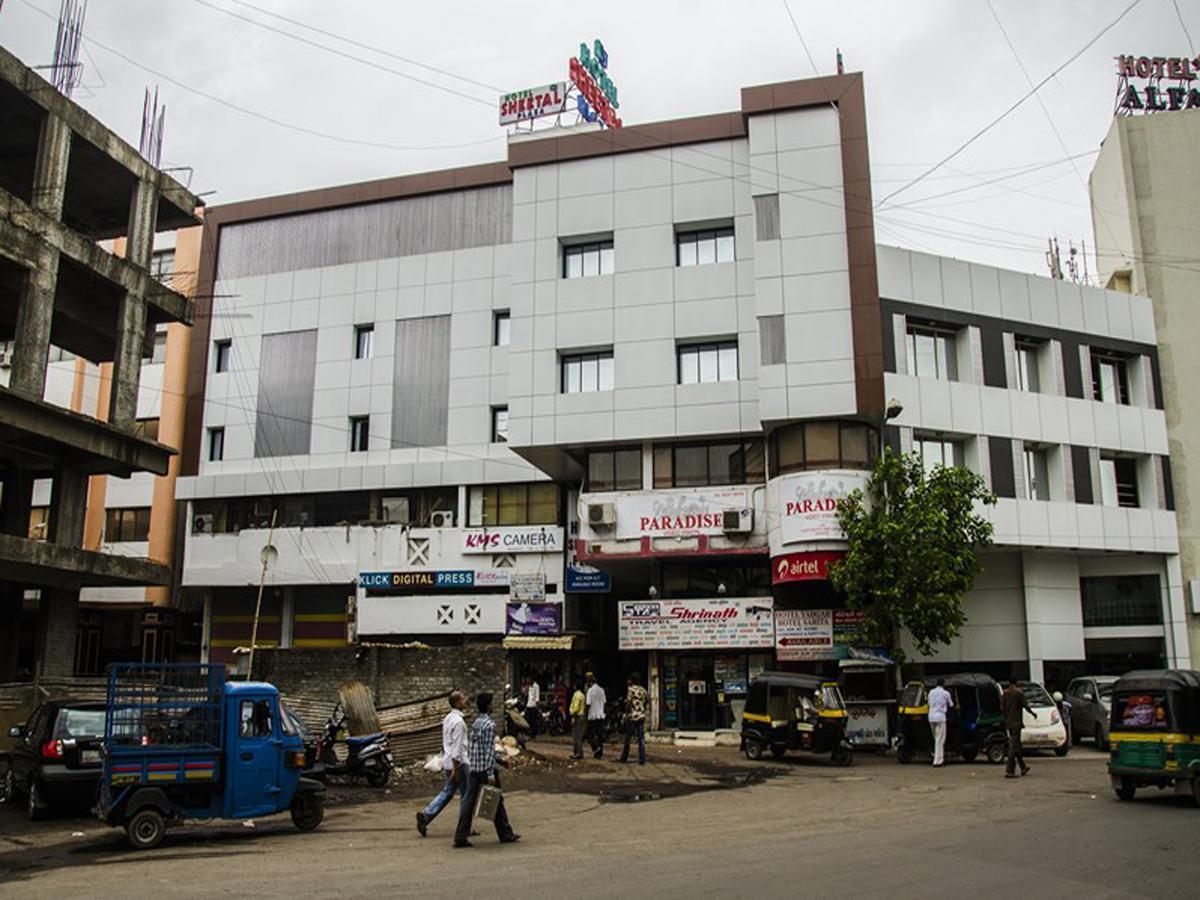 Hotel Sheetal Plaza Surat Exterior photo