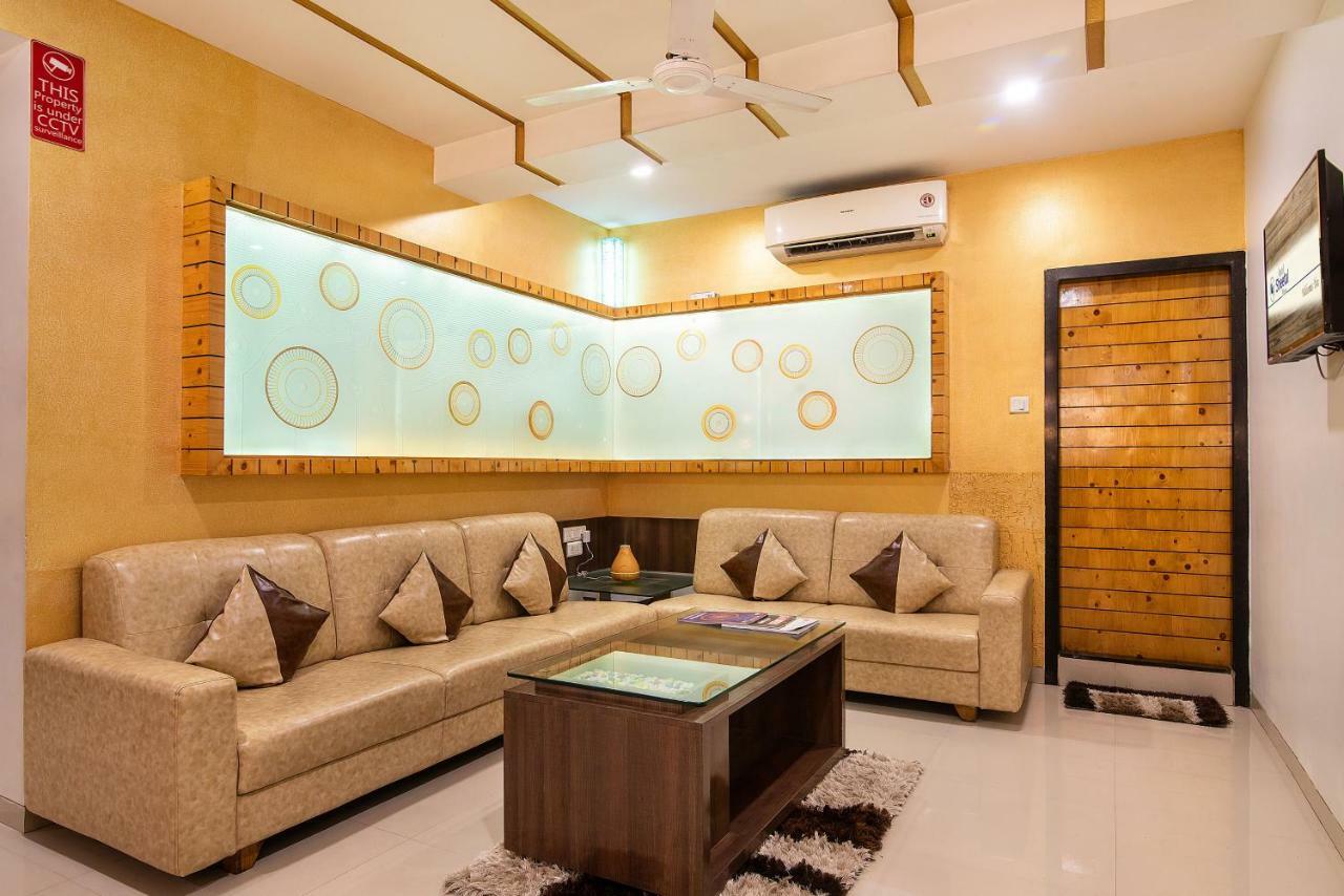 Hotel Sheetal Plaza Surat Exterior photo