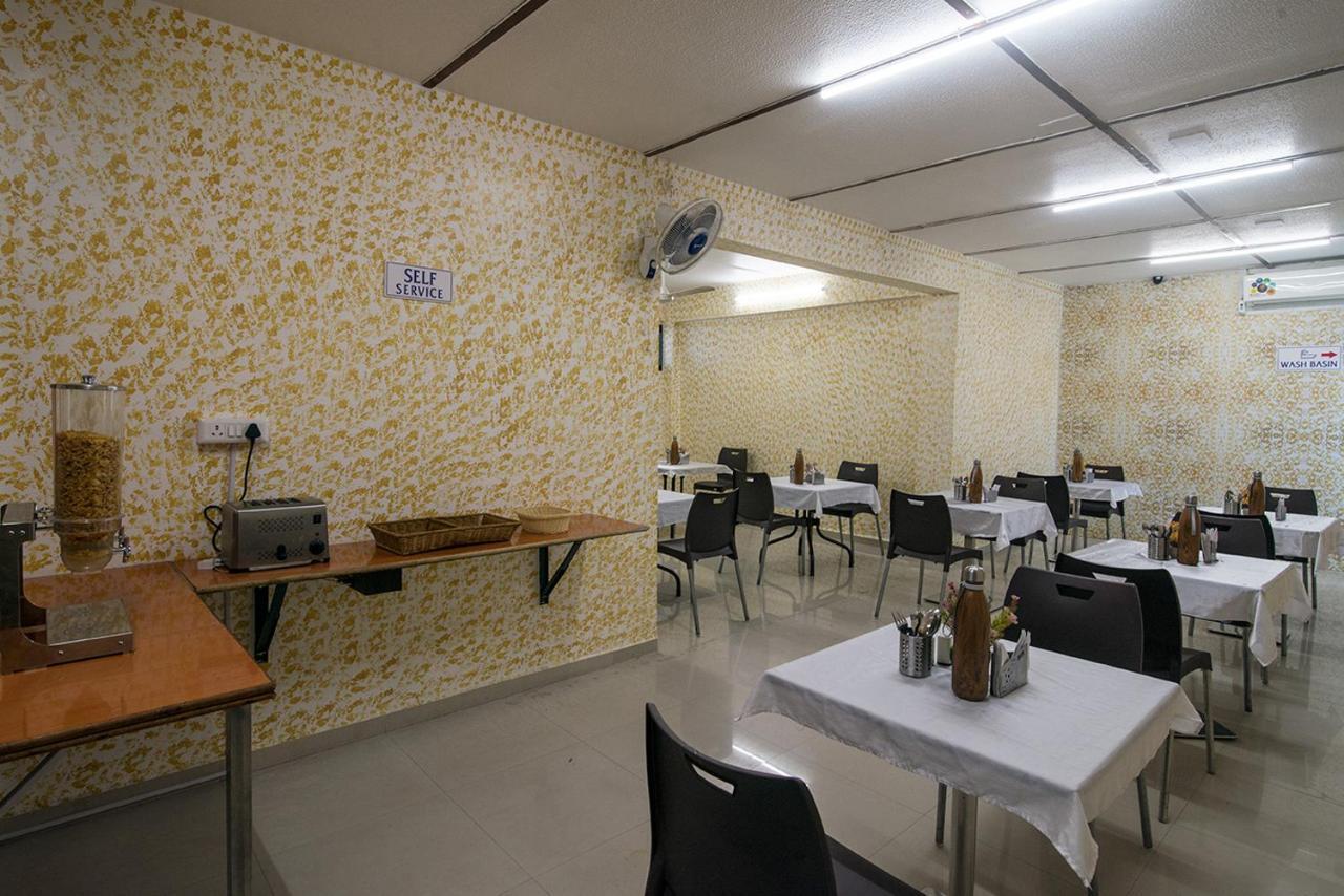 Hotel Sheetal Plaza Surat Exterior photo